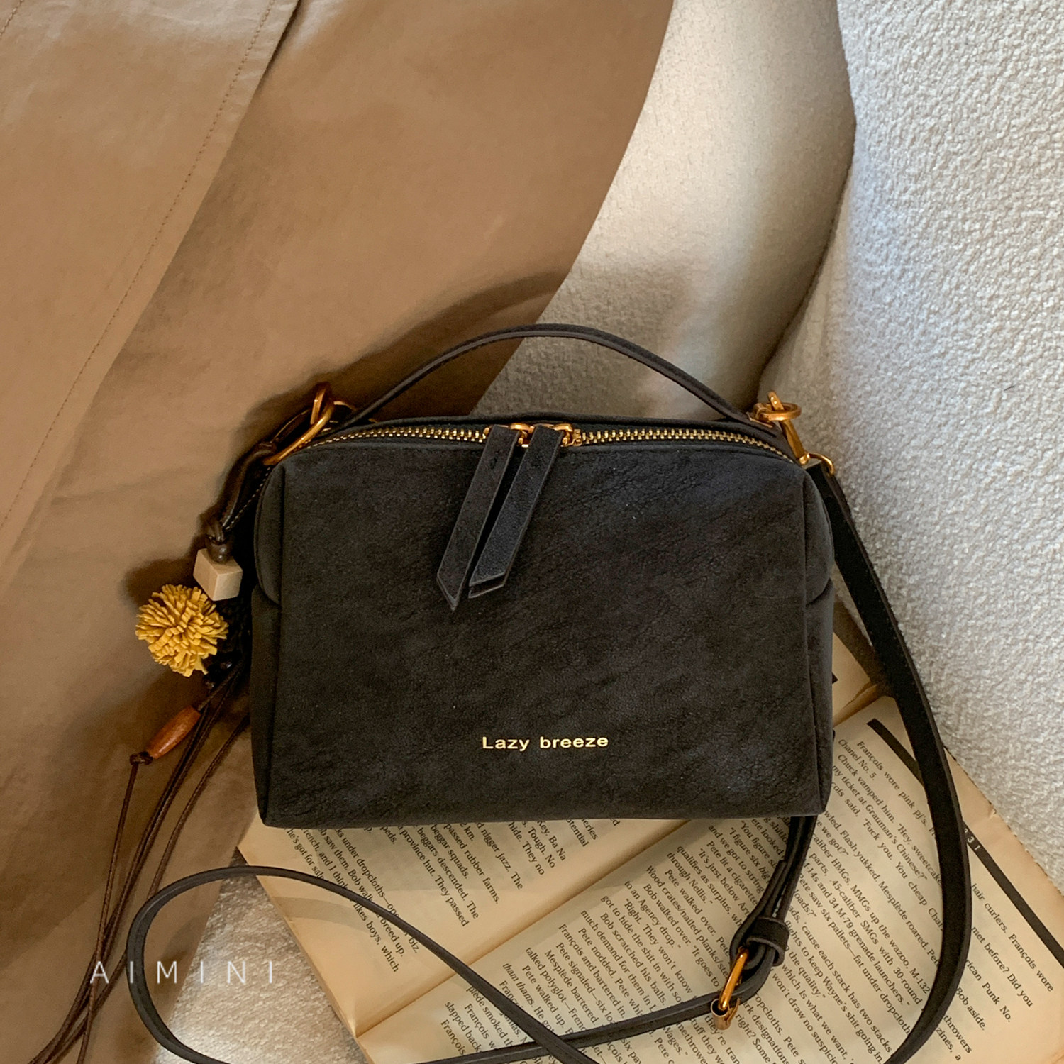 高级感复古小方包女小众手提包2025冬季新款时尚百搭日常斜挎包