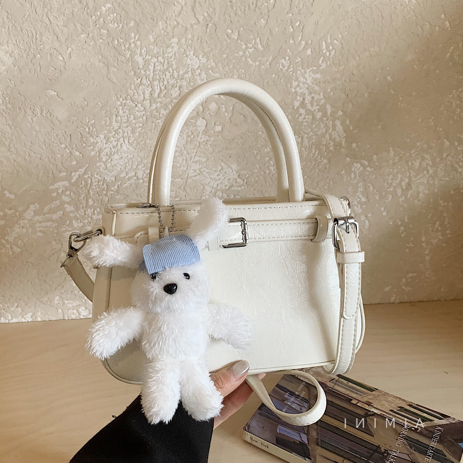 高级感轻奢小众手提包女小拎包2026春季新款时尚百搭日常斜挎包