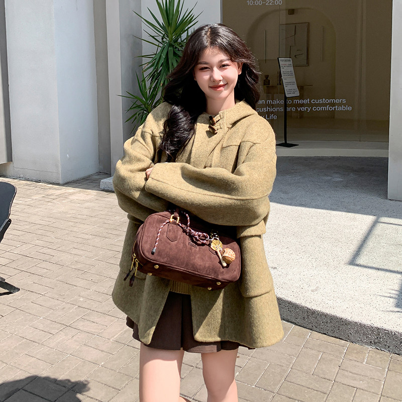 牛角扣绿色连帽双面呢羊毛外套女冬季学院风超火减龄显瘦复古大衣,女装毛呢外套,2C036