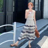 韩系气质镂空针织背心两件套女2025夏季慵懒风印花吊带裙淡人套装，女装套装/套裙，2C036