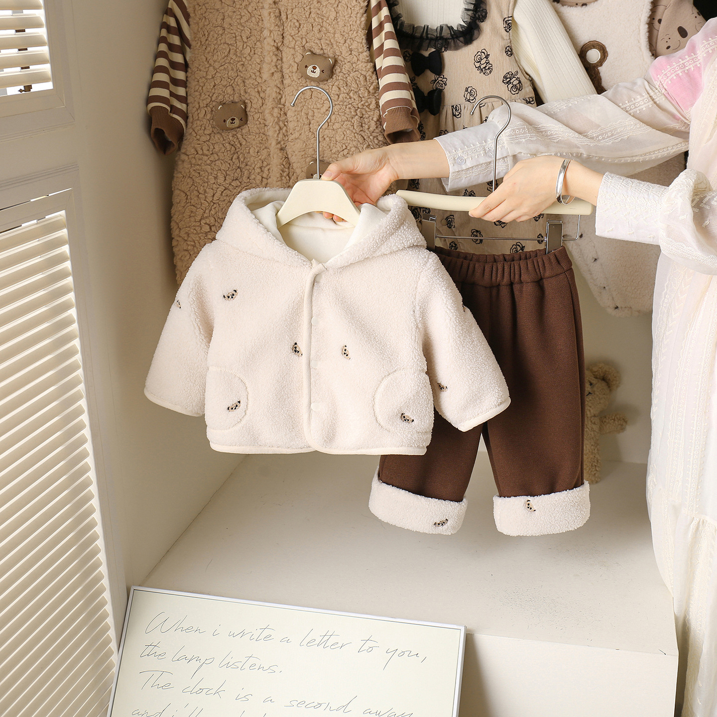 儿童秋冬季套装婴幼儿女宝宝超萌保暖外套裤子加绒两件套冬装