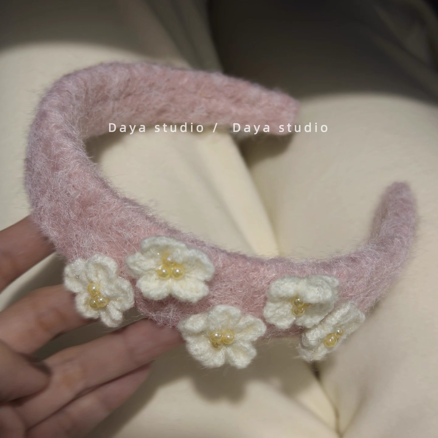 温柔花事适合冬天的粉白毛绒花朵发箍感小众设计高颅顶头箍,饰品/流行首饰/时尚饰品新,发饰,淘宝优惠券,粉丝福利购,淘宝优惠卷