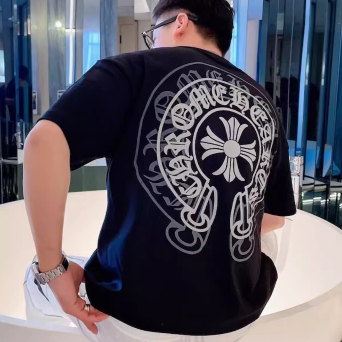 港风街头潮牌烫钻印花梵文字母马蹄十字短袖男T恤胖哥加肥加大码