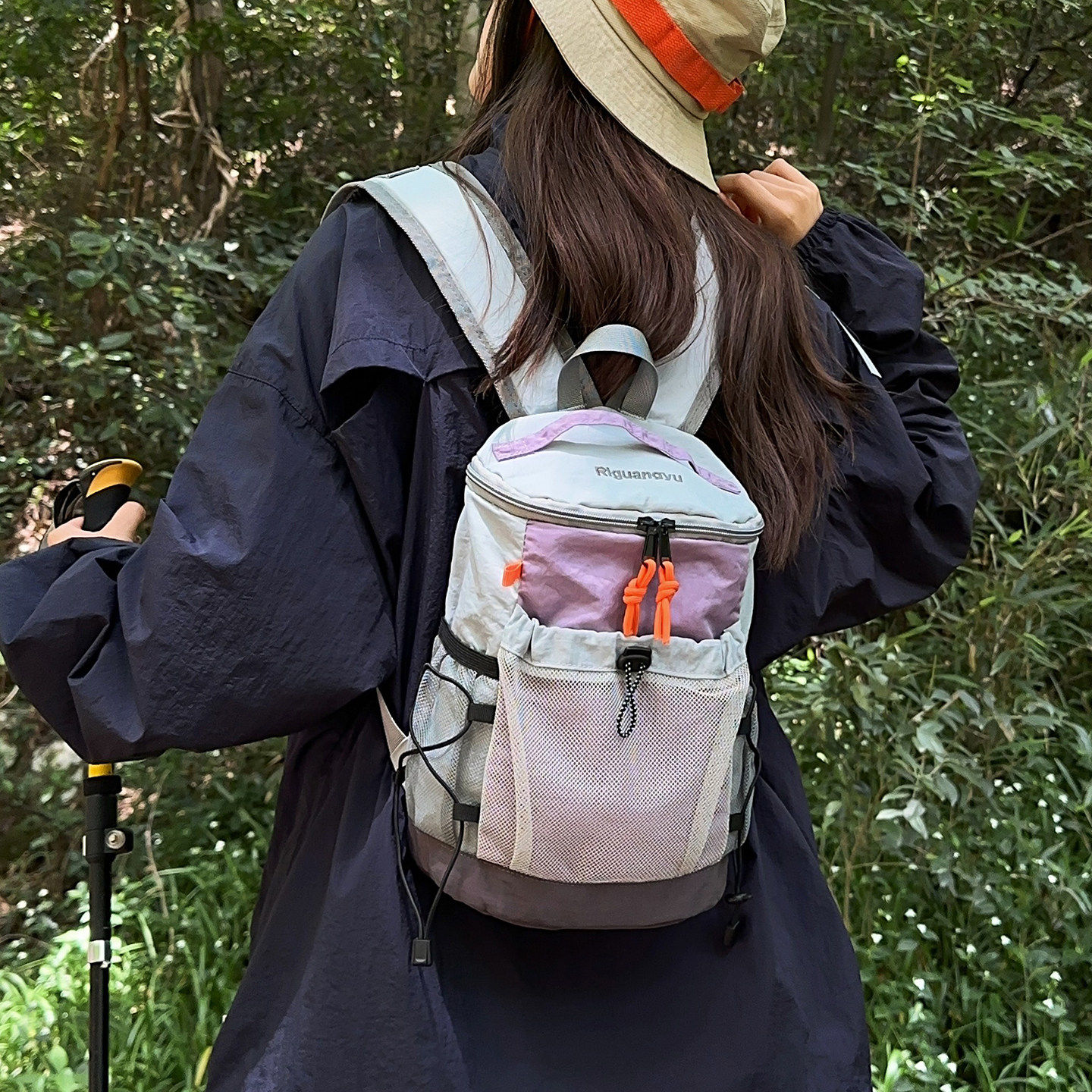户外登山包轻便运动双肩包爬山徒步旅行背包小众高级感旅游小书包