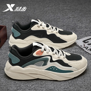 皮面防水休闲鞋 子男士 秋冬官方正品 特步男鞋 男款 男冬季 运动鞋 板鞋