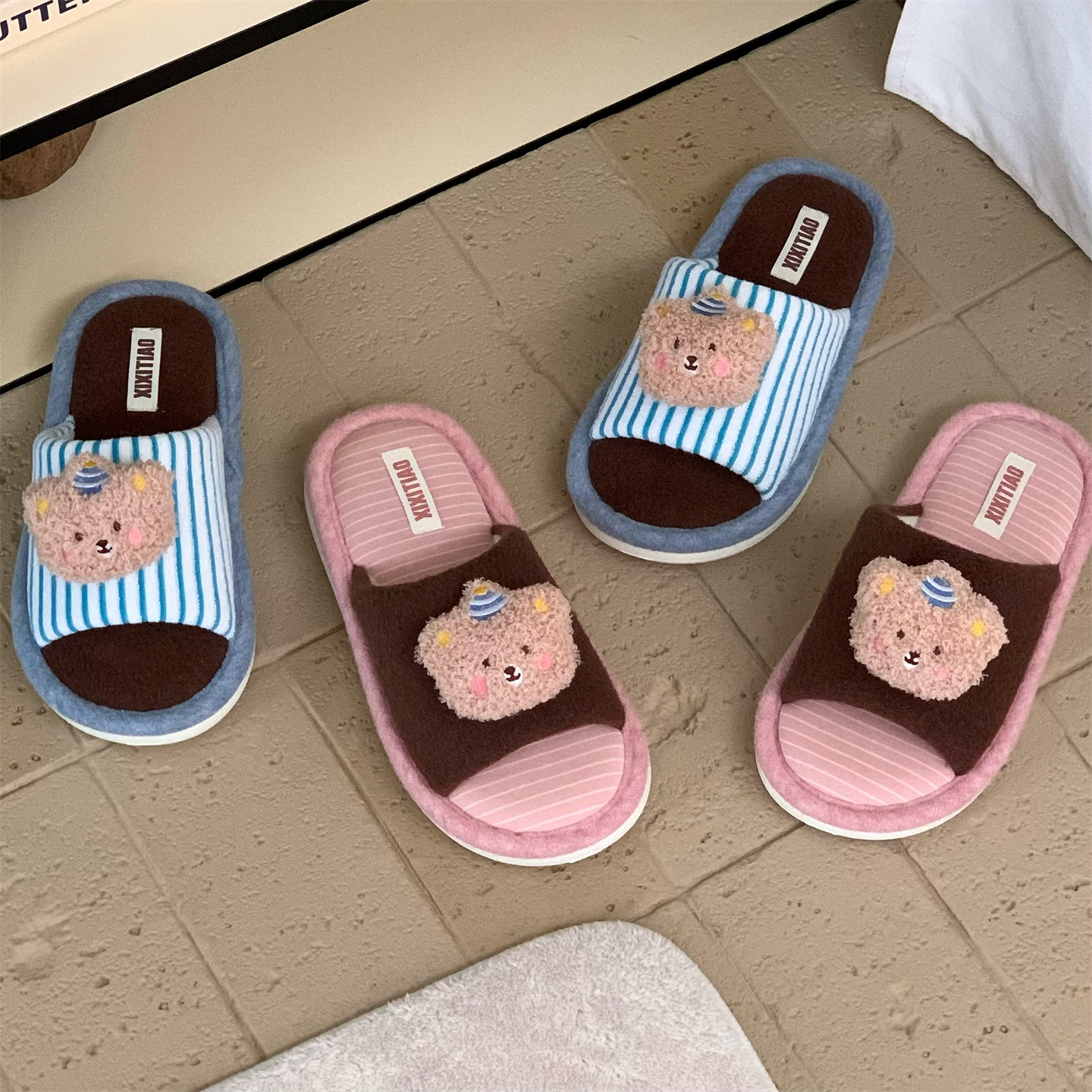 条纹撞色情侣居家可爱小熊棉拖鞋