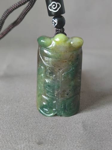 独玉稀缺翠黄糖料仿古蝉，一鸣惊人，油油润润，色泽鲜柔