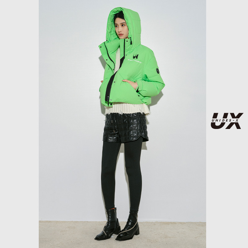 UX 冬季新款 黄绿色连帽短款羽绒服女