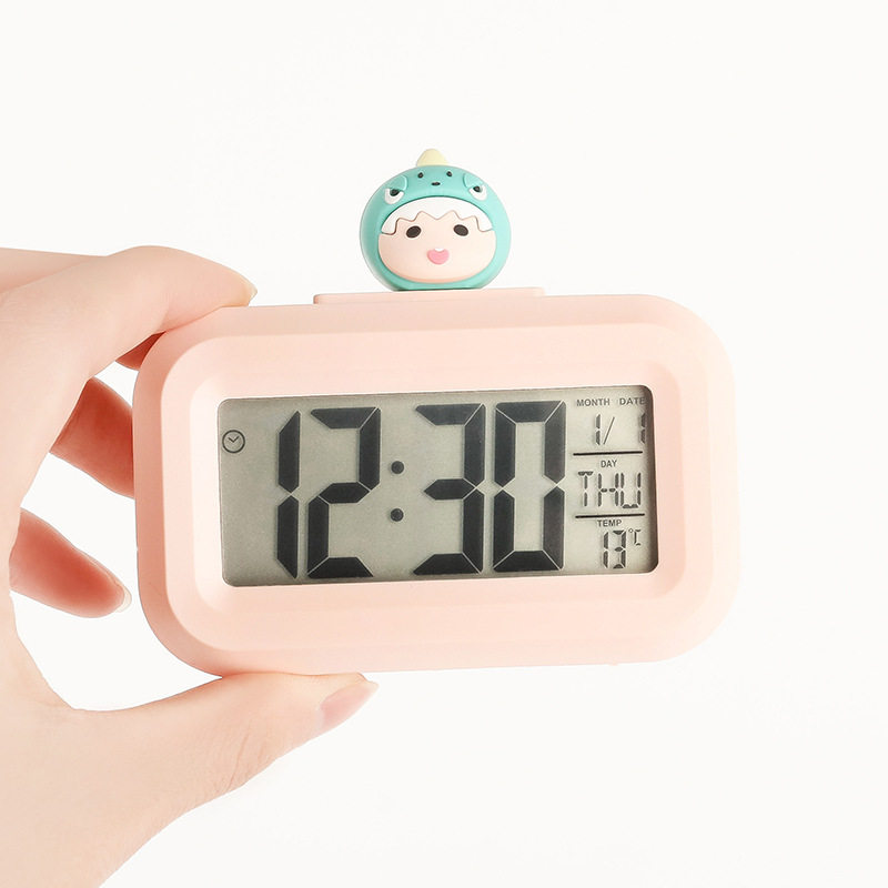 新款迷你小闹钟学生宿舍便携可爱静音小巧桌面时钟闹钟卡哇伊钟表