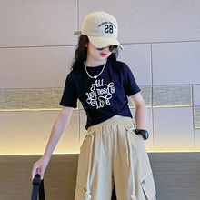 品牌女童t恤短袖2025新款韩系女孩洋气修身短款黑色体恤儿童气质