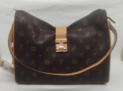 意尔康女包2025新款包包女大容量单肩包通勤斜挎包手提包51Y28033