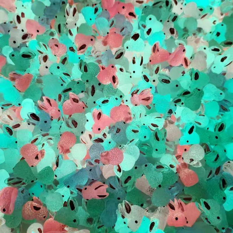 网红可爱小兔子树脂配件奶油胶手机壳夜灯装饰材料小饰品儿童玩具