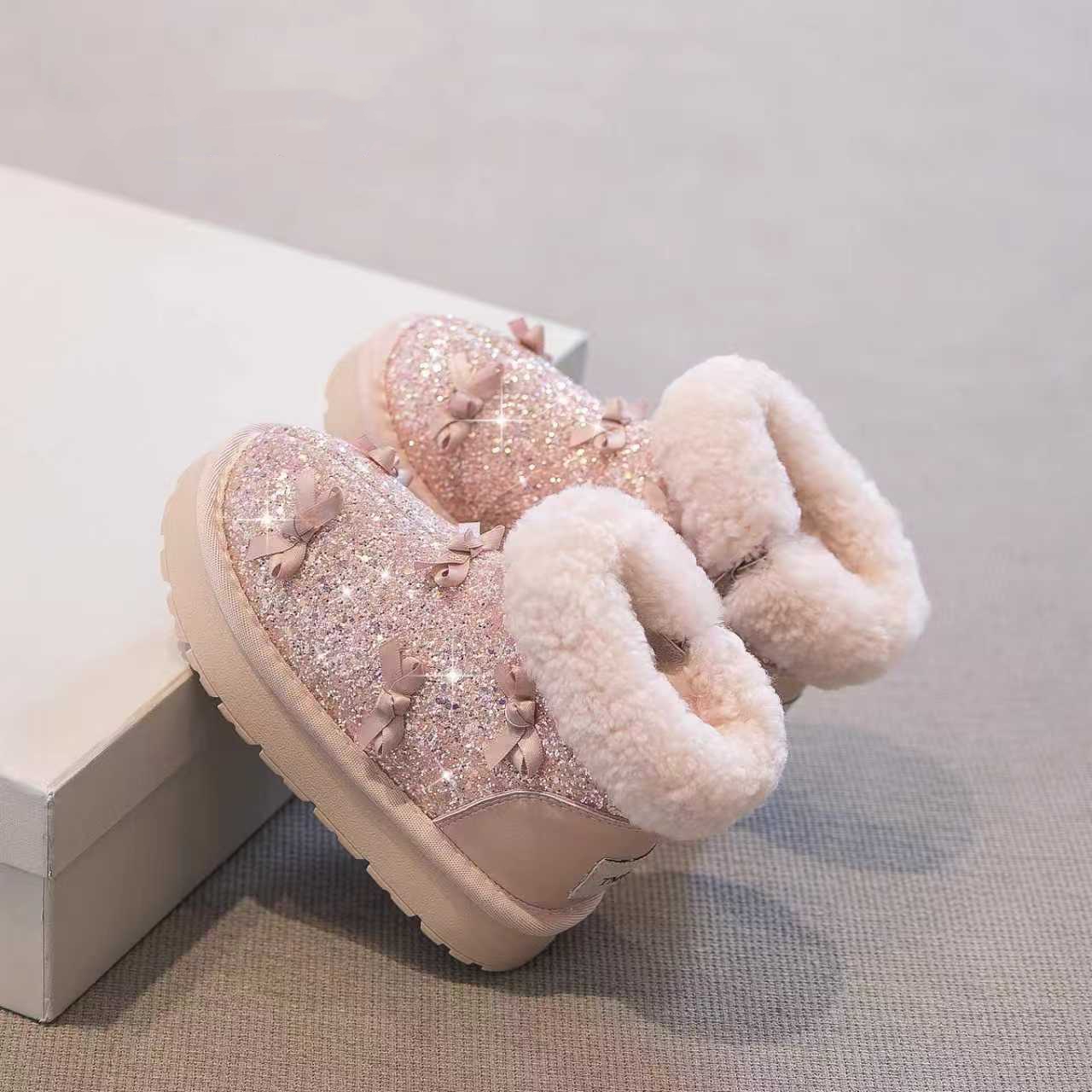 真皮女童雪地靴2025冬季新款儿童大棉鞋粉色加厚加绒宝宝公主靴子