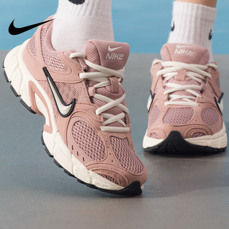 NikeWNIKEV5RNR运动休闲鞋