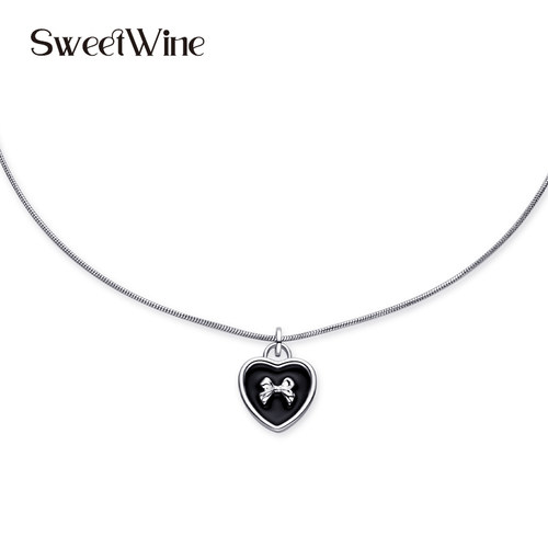 SweetWine黑色珐琅爱心吊坠项链