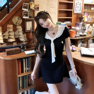 法式 收腰显瘦气质蓬蓬 温柔甜美学院风海军领连衣裙女夏季 新款
