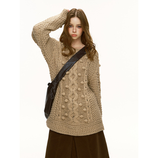 soolrok 松未韵一  重工羊毛手钩小雪球圆领落肩毛衣慵懒风上衣