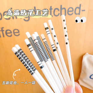 不掉色耐高温易清洗 赫本风高颜值家用一人一筷高档陶瓷快筷子套装