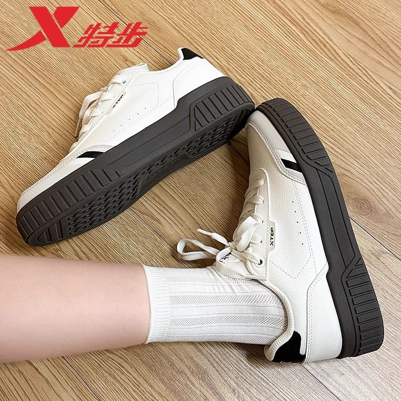 特步女鞋板鞋女2026新款冬季美拉德复古休闲皮面平底百搭运动鞋女,运动鞋new,板鞋,淘宝优惠券,粉丝福利购,淘宝优惠卷