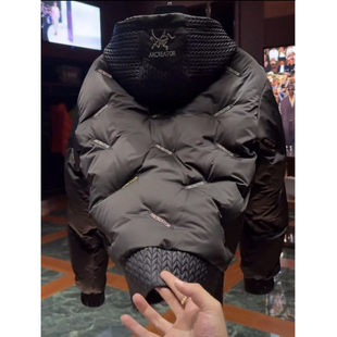 高级感欧洲站轻奢加厚连帽棉衣男潮牌重工刺绣保暖棉服痞帅防寒服