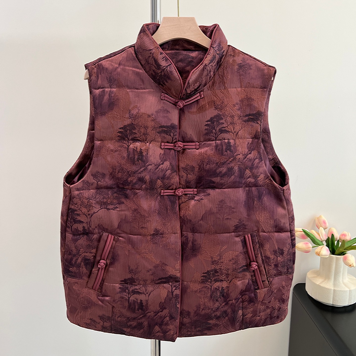 中式国风奶奶秋冬轻薄羽绒服马甲背心女短款外穿马夹中老年妈妈装