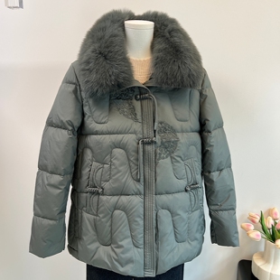 中老年妈妈冬装羽绒服女加厚保暖上衣小个子老人奶奶太太冬季外套