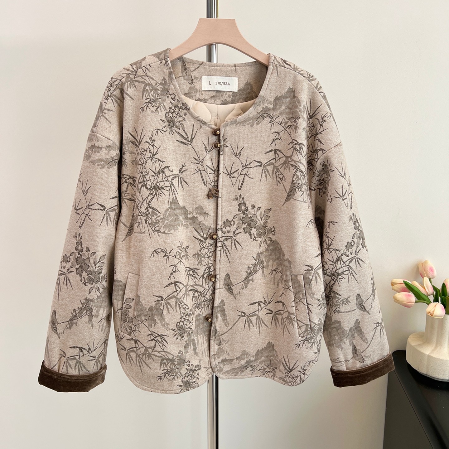 妈妈秋冬装短款夹克棉衣外套2025新款中老年女奶奶款轻薄棉服衣服