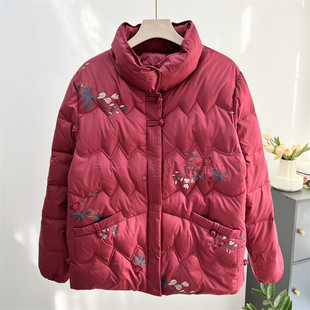 奶奶羽绒服老年人女冬装新款上衣中老年妈妈装白鸭绒加厚保暖外套