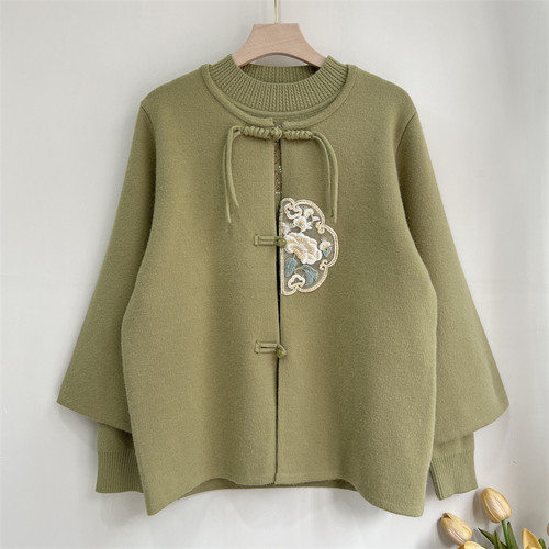 郭贵人妈妈秋装洋气针织两件套