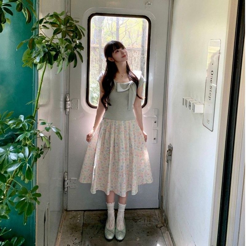 日系弹力修身短袖上衣T恤半身裙两件套夏季甜美风少女碎花裙套装
