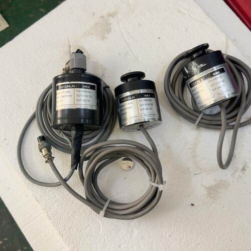 FT-1000 薄膜规 0-1080mbar 输0-10V DC 供电24V DC议价维修