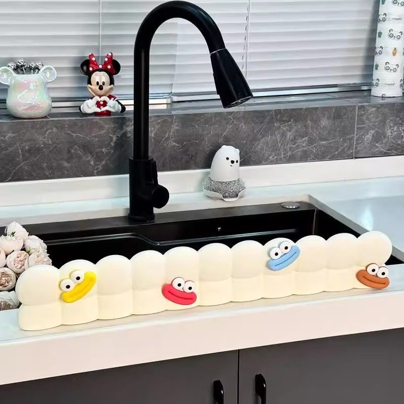 水槽边缘挡水板厨房防溅水加长洗碗池挡板吸盘式硅胶台面挡水条