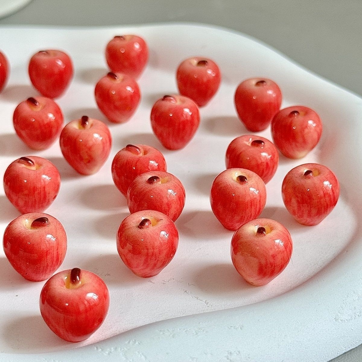 平平安安高颜值饰品小红书同款绿苹果配饰树脂苹果手串摆件手串