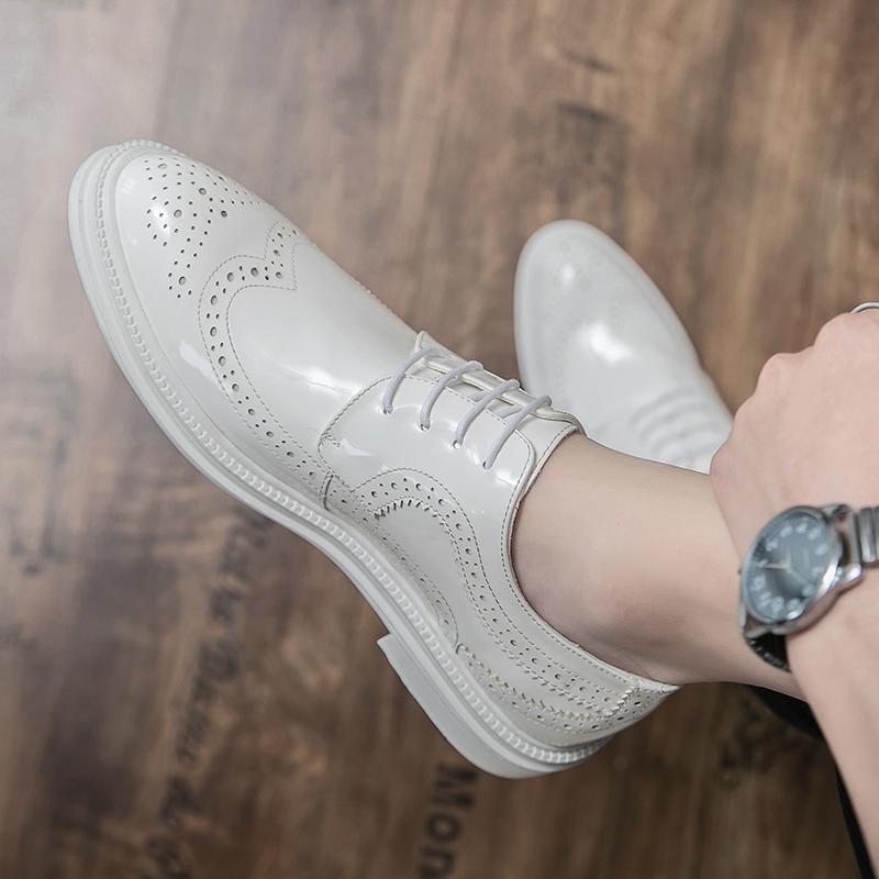 布洛克皮鞋男透气英伦风漆皮摄影婚纱商务正装男鞋结婚新郎鞋白色