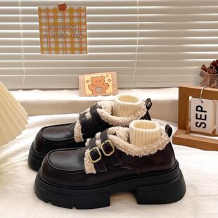 日系舒适百搭小皮鞋女2025年秋冬季新款配裙子厚底增高乐福鞋子