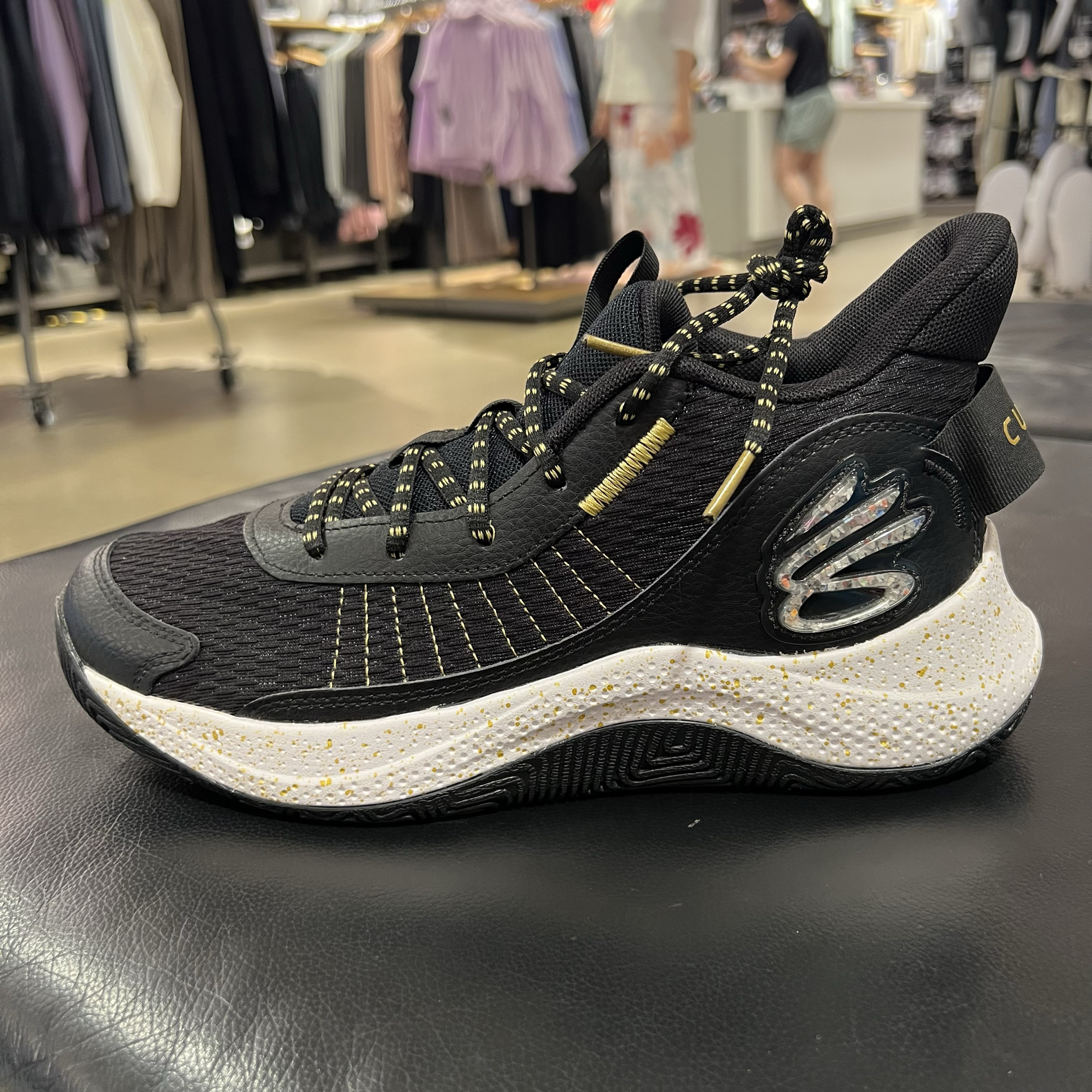 安德玛官方库里Curry 3Z7男女情侣运动低帮篮球鞋3026622