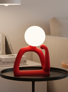 创意人体造型红色家居装饰摆件