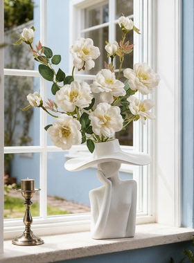 创意人物造型白色陶瓷花瓶摆件