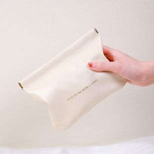 包内自动闭合化妆包弹片收纳零钱包包包迷你收纳袋数据线PU 便携式