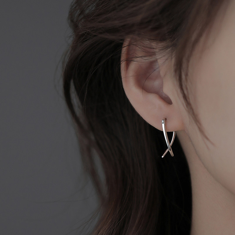 s925纯银线条交叉耳扣轻奢高级感耳钉女2022年新款潮秋冬气质耳环,饰品/流行首饰/时尚饰品新,耳环,淘宝优惠券,粉丝福利购,淘宝优惠卷