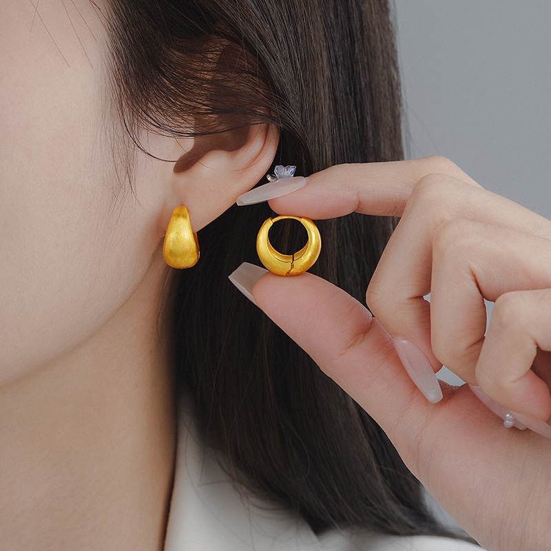 磨砂水滴耳扣女2025年新款爆款