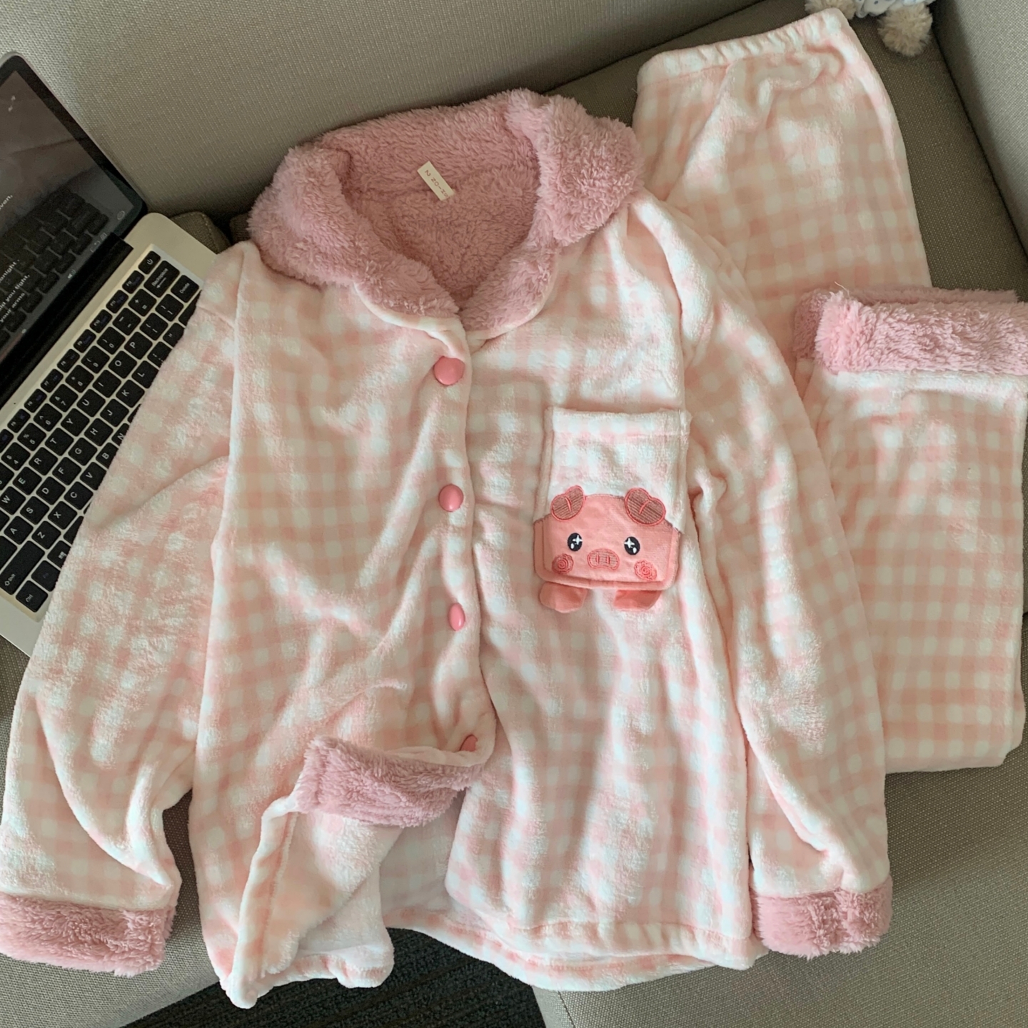 法兰绒睡衣女春秋冬季保暖家居服