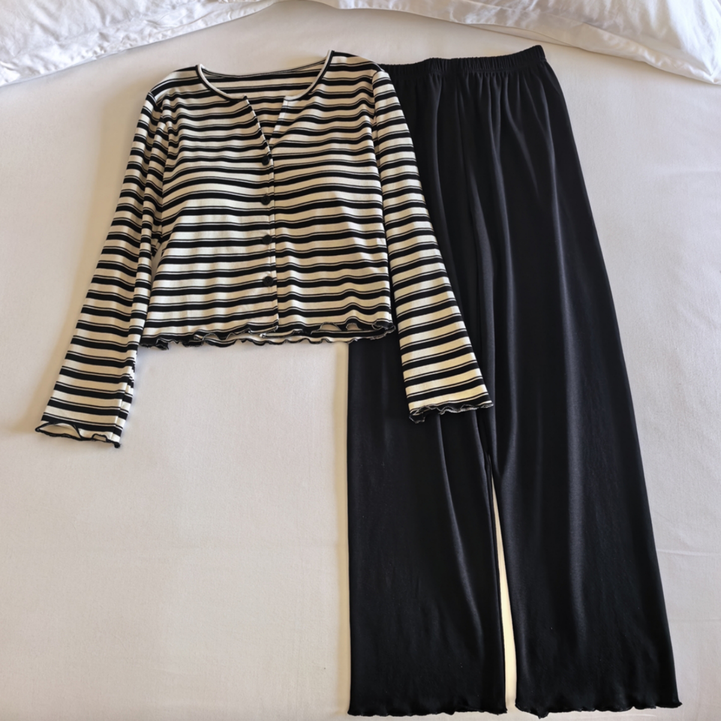 带胸垫睡衣女春秋冬季纯棉家居服