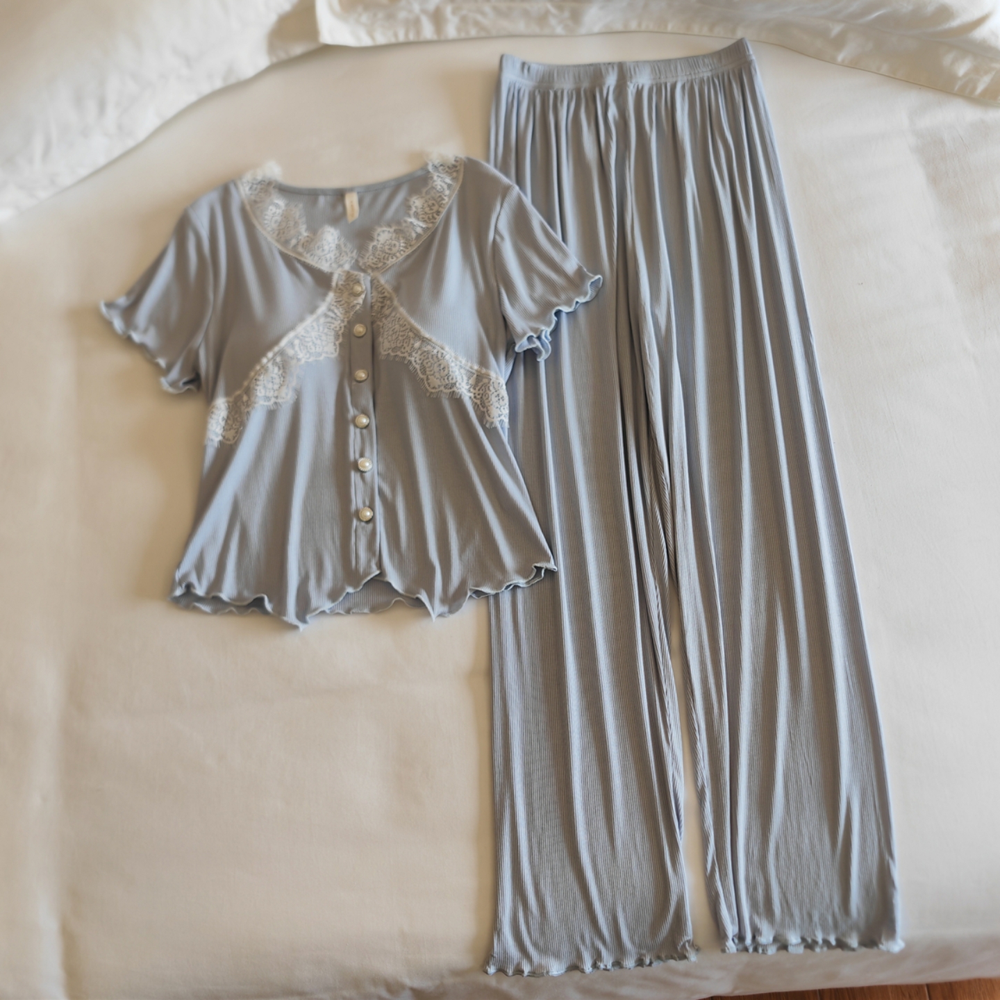 莫代尔睡衣女夏带胸垫一体家居服