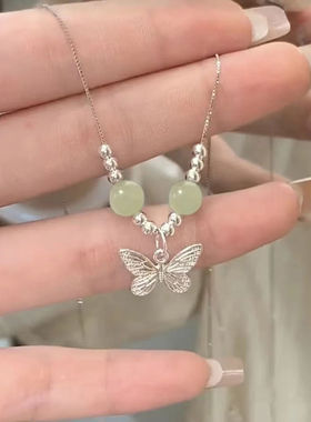 新中式蝴蝶项链女新款清冷风玉吊坠轻奢高级感