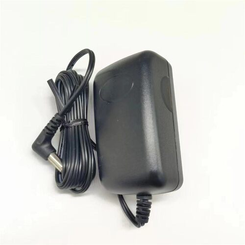 小狗除螨吸尘器D620AIR电源适配器22V1A800MA充电器K25S220100C线