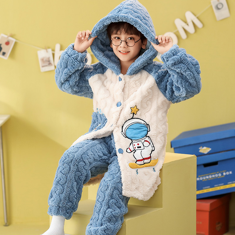 逸萌熊法兰绒卡通风珊瑚绒秋冬季