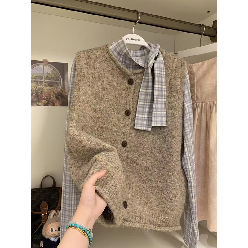 两件套装学院针织开衫复古背心时尚卷边学生长袖圆领衬衫格子设计