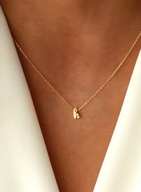 亚马逊热销小写26个英文字母项链不锈钢饰品A -Z字母吊坠锁骨链