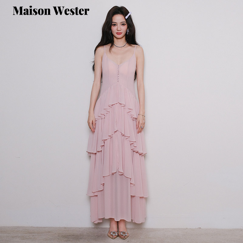 Maison Wester【方媛同款】春新款粉色法式优雅层叠荷叶边吊带裙